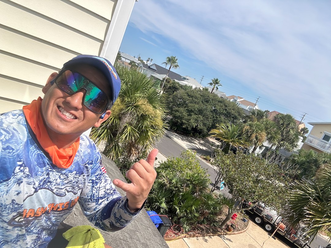 🏡✨ St. Augustine Residential Pressure Washing – 3-Story Home, Driveway & Spot-Free Windows 🚿🪟